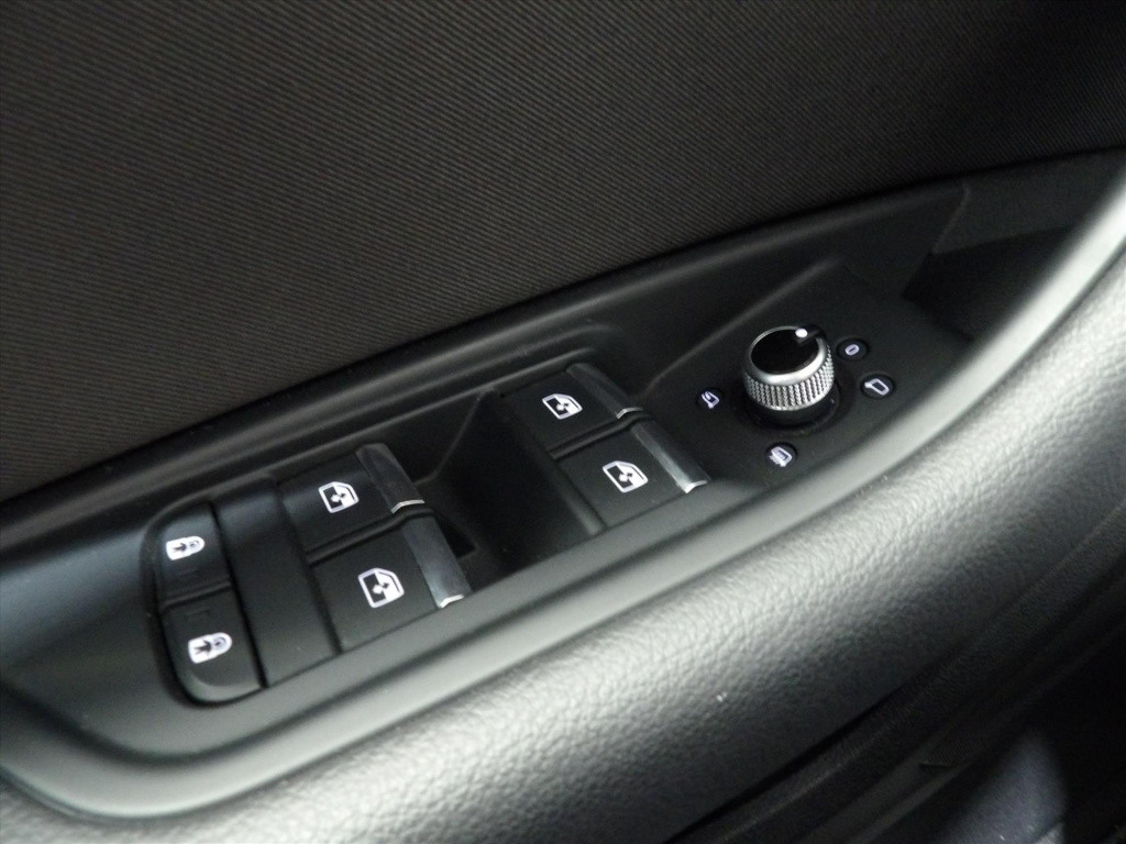 Audi A4 35 tfsi 150pk mhev s tronic s line