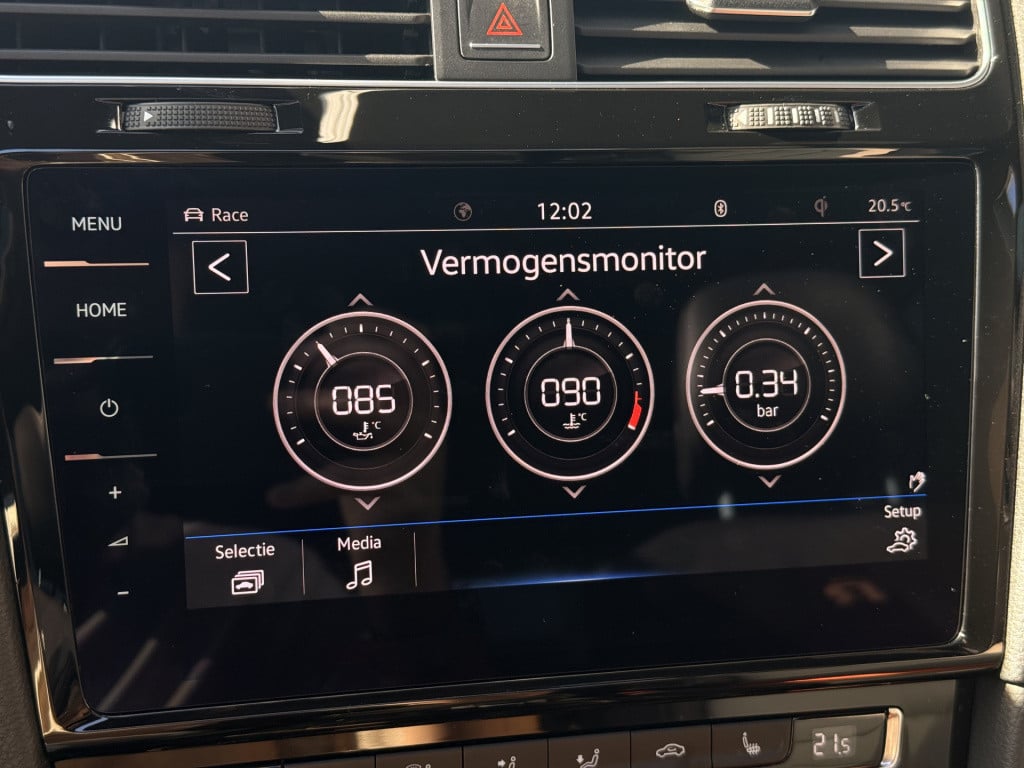 Volkswagen Golf 2.0 tsi 4motion r stage 1 365pk - 470nm | akrapovic | dynau