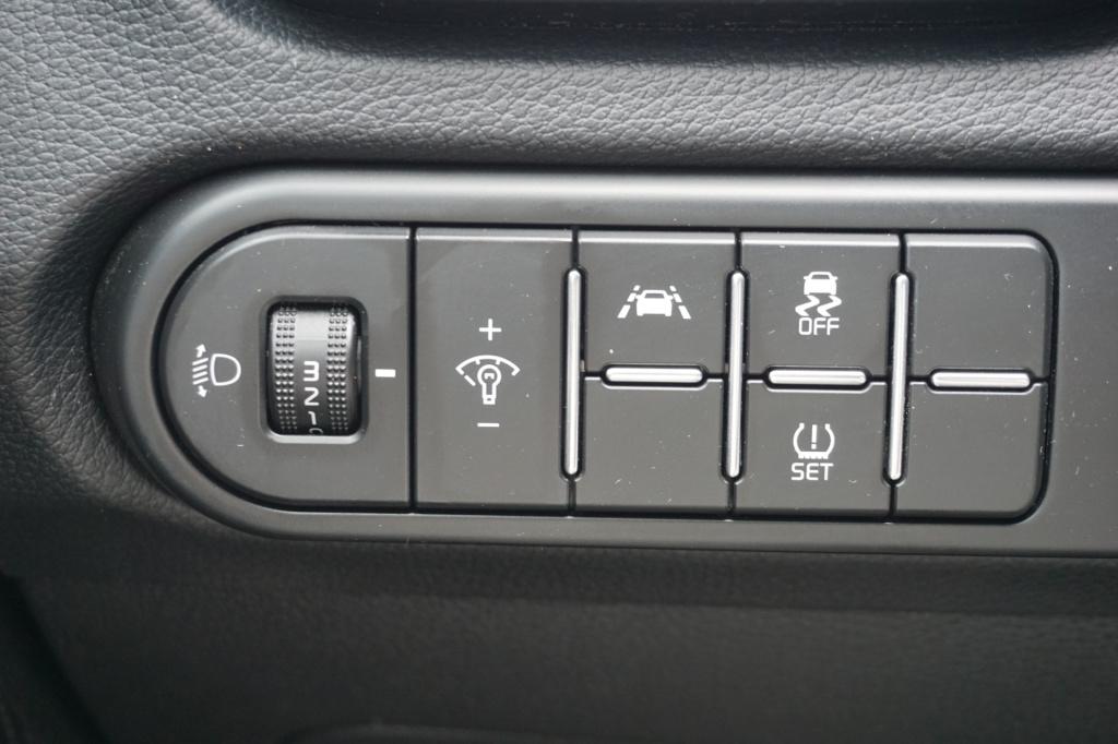 Kia Xceed 1.0 t-gdi dynamicline climate / navi / camera / cruise / lane ass