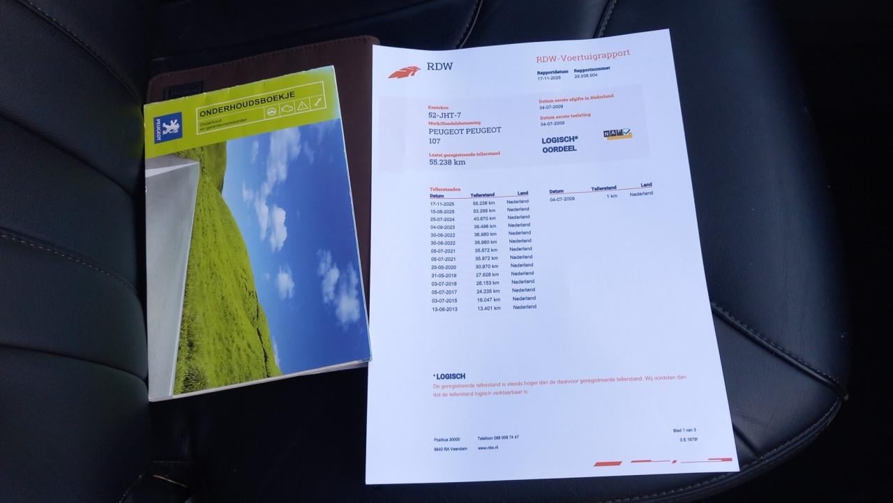 Peugeot 107 1.0 12v Sublime 5drs bj:2009 airco leer 55.000km Nieuwstaat !!