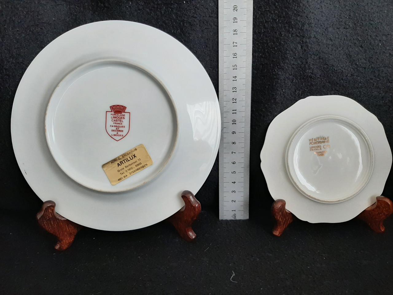 Limoges bordjes (2 stuks)