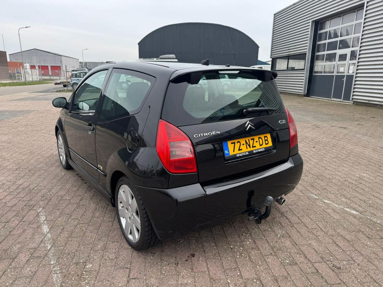 Citroen  c 2  automaat  bj 2004 1500 euro