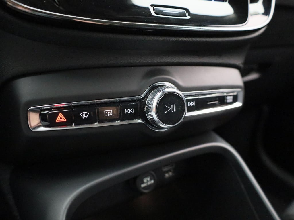 Volvo XC40 1.5 t5 recharge inscription expression | navigatie | camera | cl