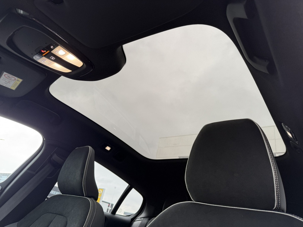Volvo Ec40 extended range plus black edition