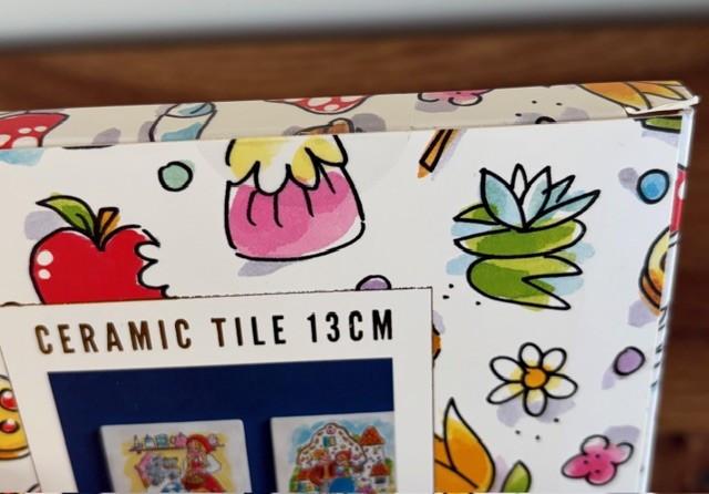 Blond Efteling | keramische tegel 13cm | Roodkapje