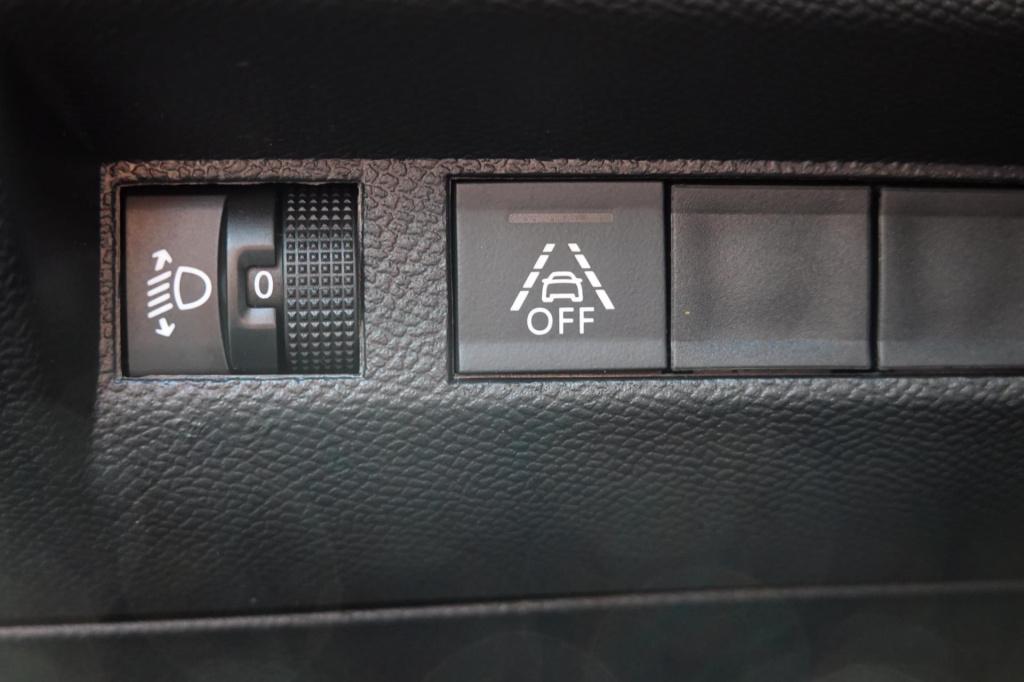 Peugeot 208 1.2 puretech 100 allure