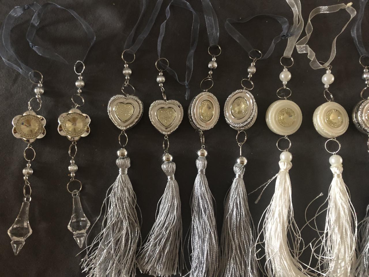 14 decoratieve hangers