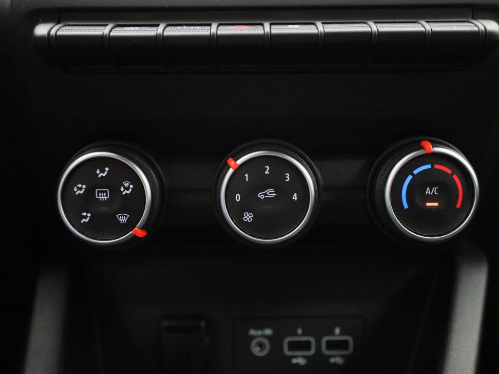 Renault Clio 1.0 tce zen | apple carplay/ android auto | lmv | airco | blue