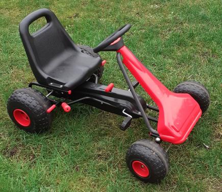 Skelter, in zeer nette staat, 2-5 jaar GERESERVEERD