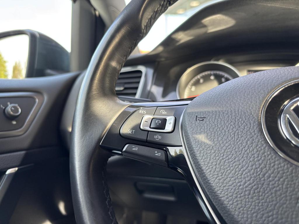 Volkswagen Golf 1.0 tsi highline