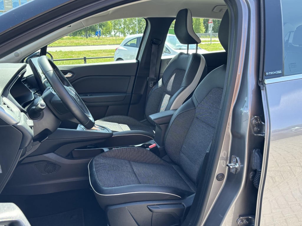 Renault Captur 1.6 e-tech plug-in hybrid 160 intens