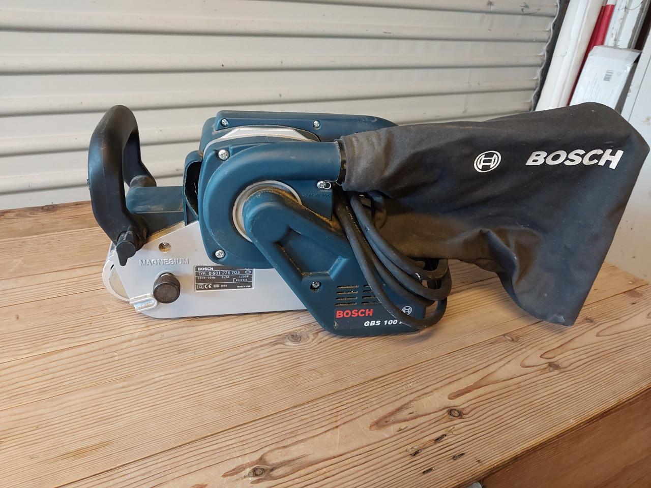 Te koop,Schuurmachine Bosch,