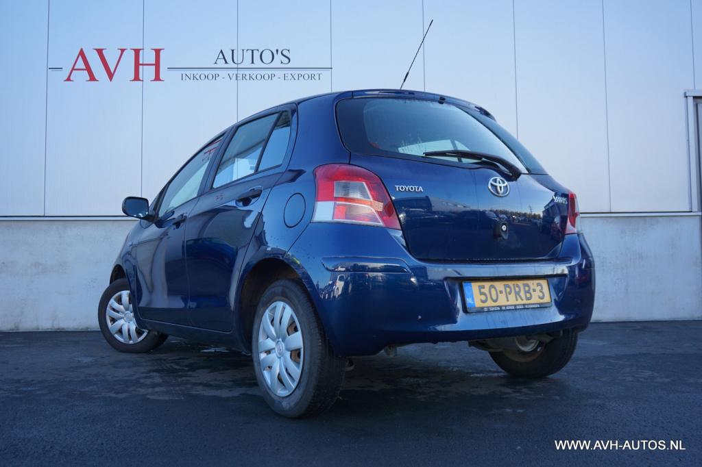 Toyota Yaris 1.0 vvti acces