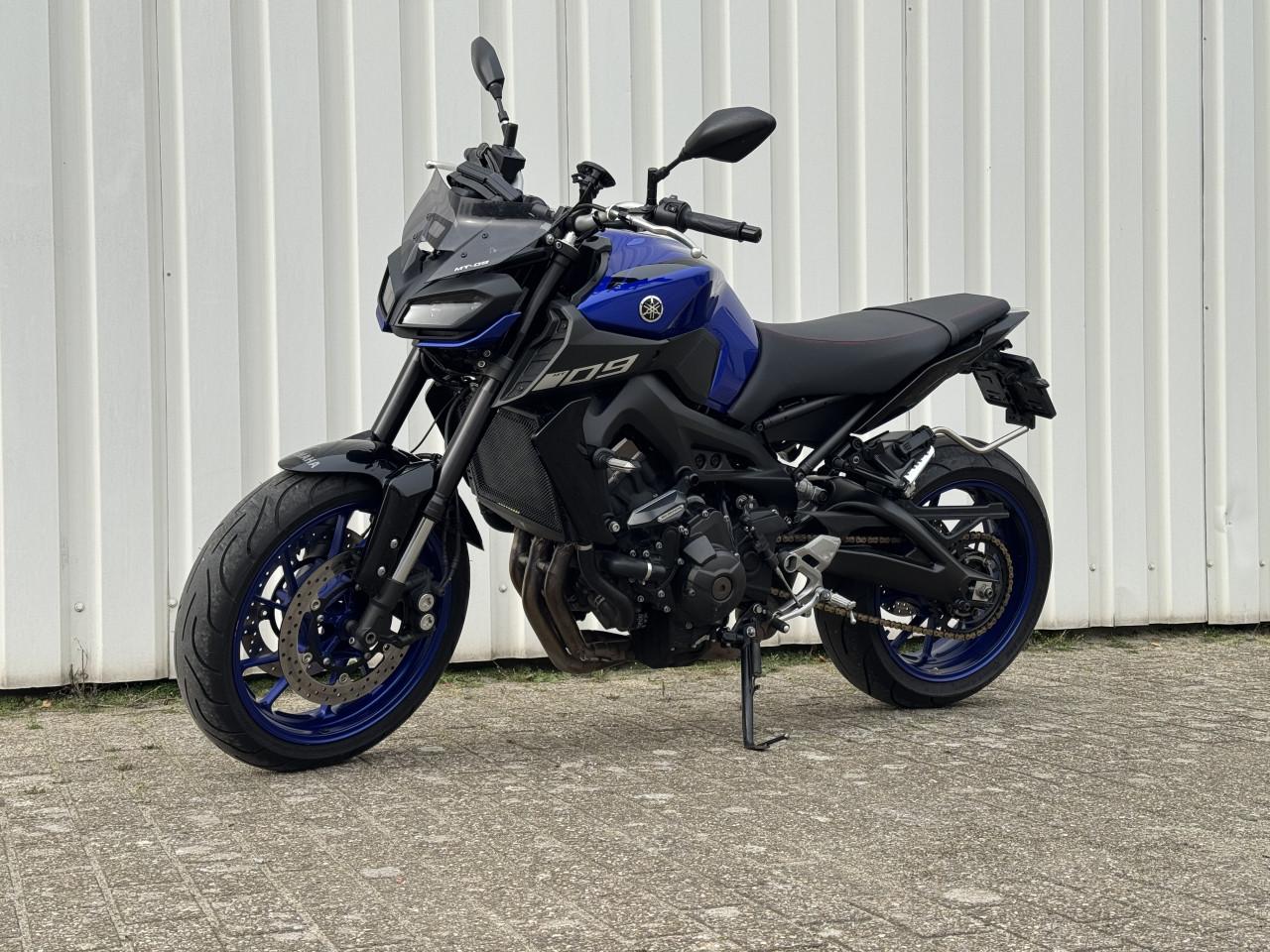 Yamaha MT-09 2018 – Iconic Blue | 37.047 km | MIVV | LED+ | Quad Lock
