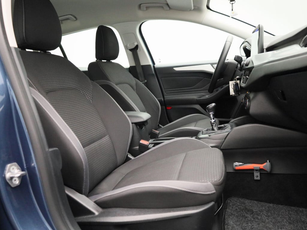 Ford Focus wagon 1.0 ecoboost hybrid trend edition business | lmv | camera 