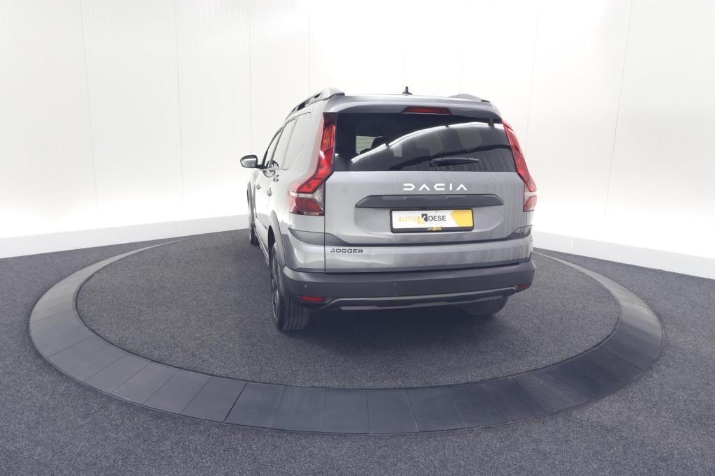 Dacia Jogger tce 100 eco-g expression | 7 zitplaatsen | camera | dodehoekde