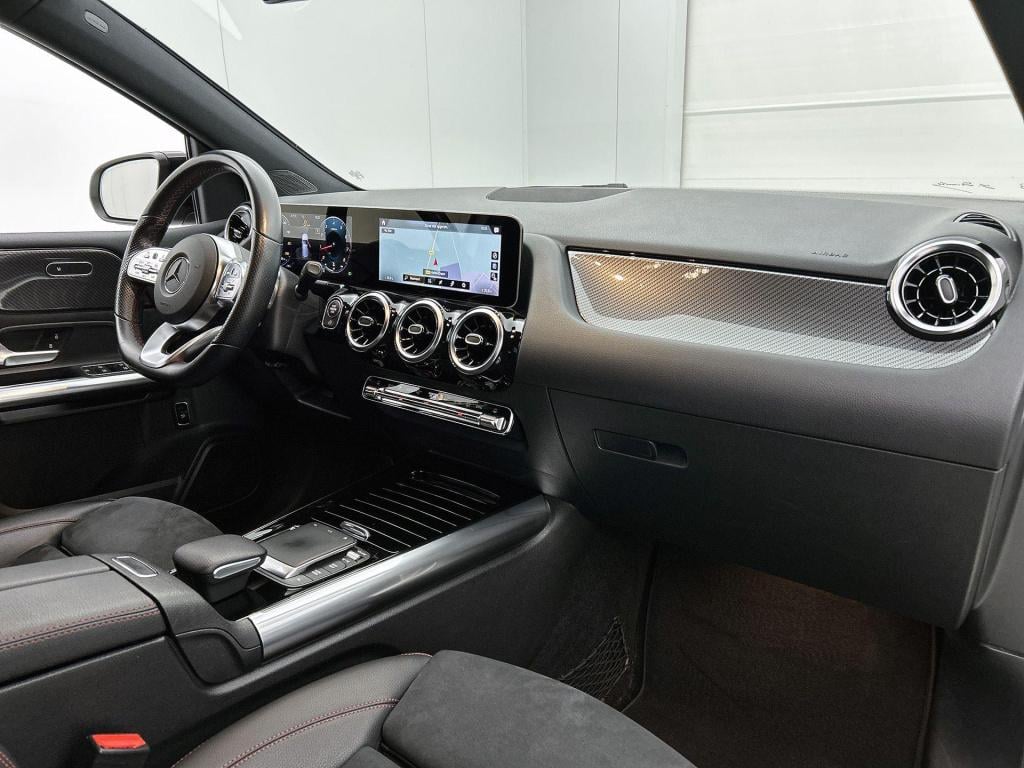 Mercedes-Benz B-Klasse 200 business solution amg | automaat | apple carplay