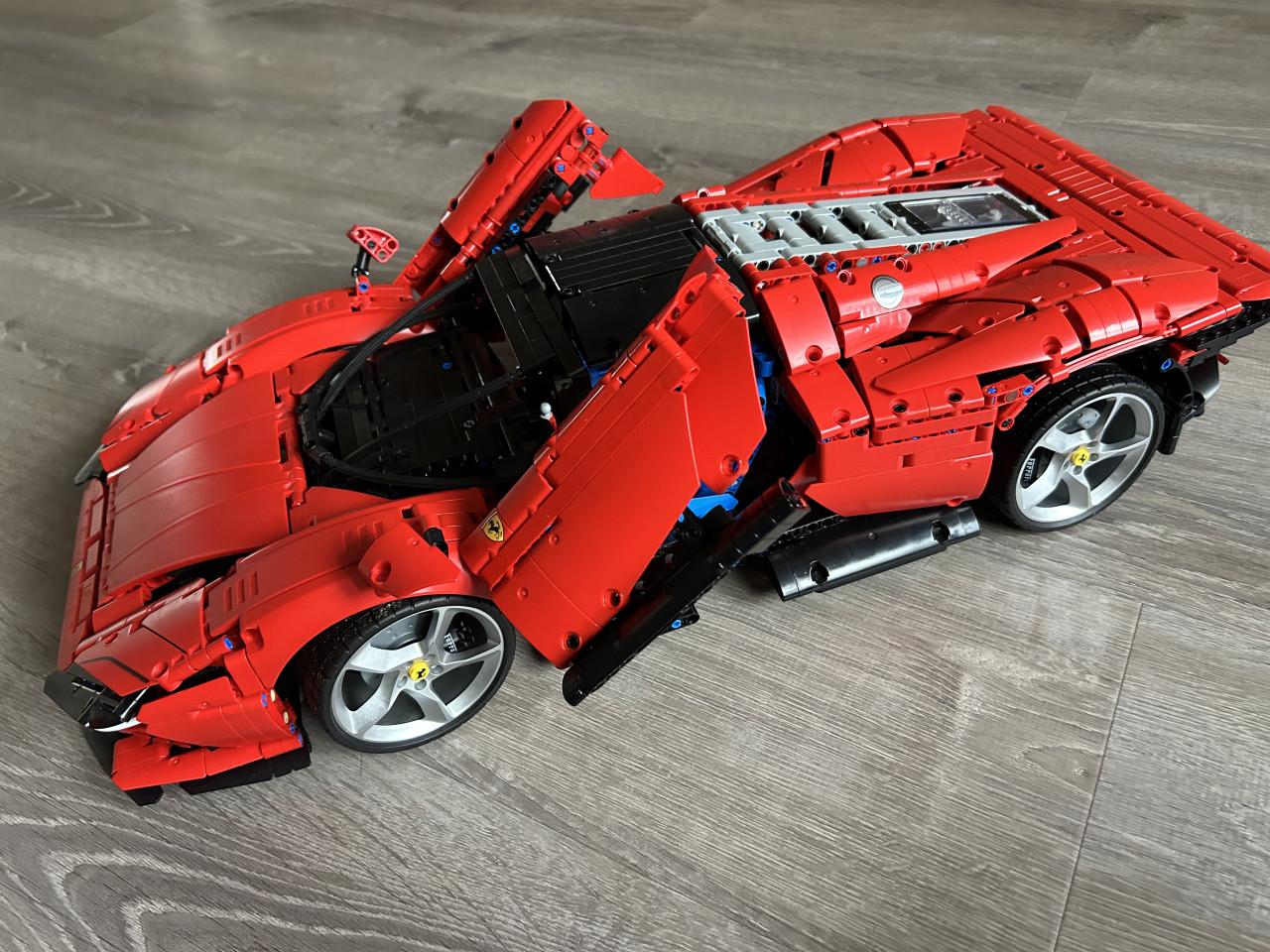 Lego Technic Supercar 42143 – Ferrari Daytona SP3