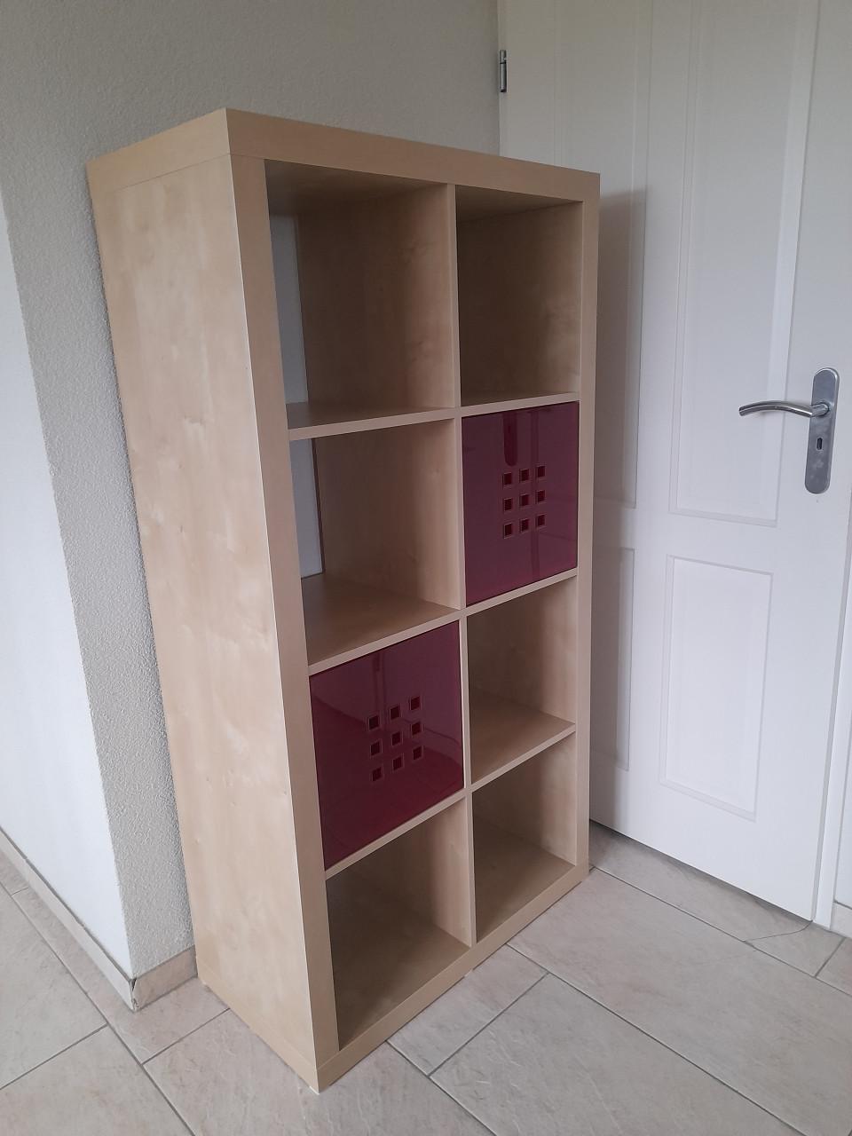 Kallaxkast  150H x 79 x 39 (in goede nette staat )