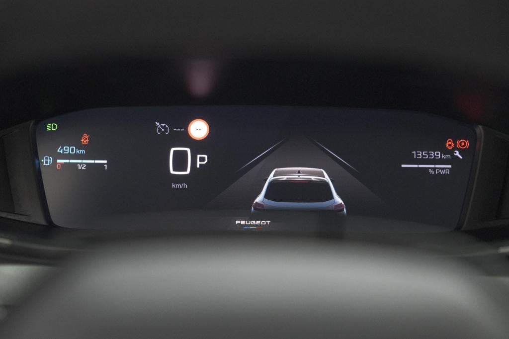 Peugeot 208 1.2 hybrid 110 e-dcs6 allure | apple carplay | parkeersensoren 