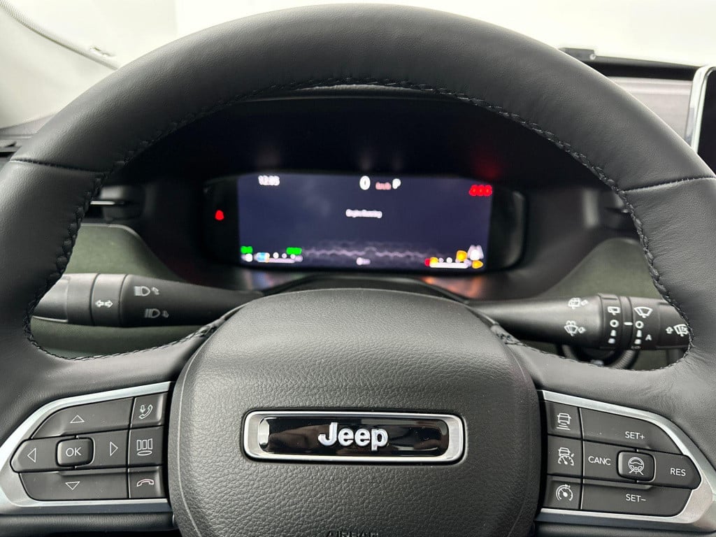 Jeep Compass 1.5t e-hybrid the north star | winterpack | camera | parkeerse