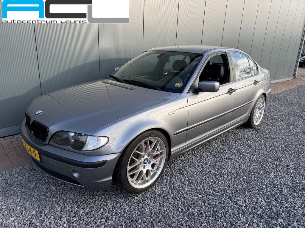 BMW 3-serie 318i 2.0i special executive sedan