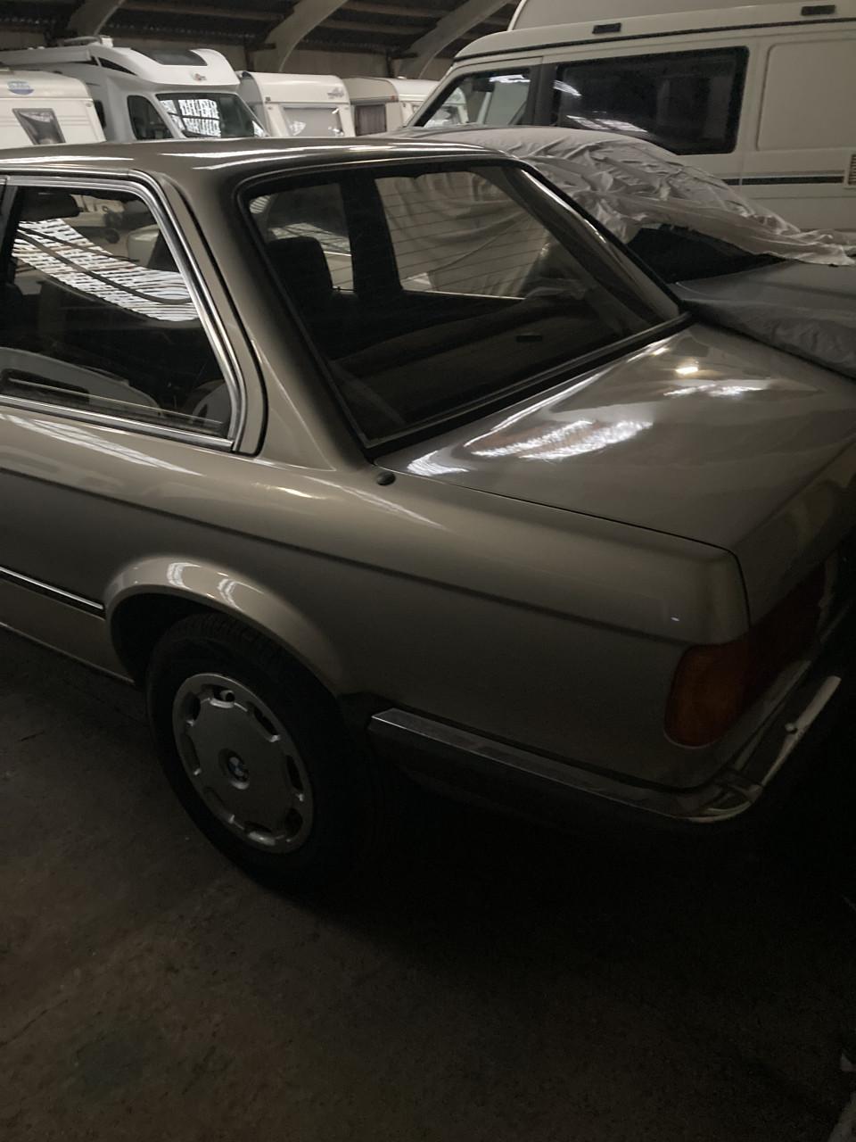 Te koop bmw 318i E30 coupé 1987