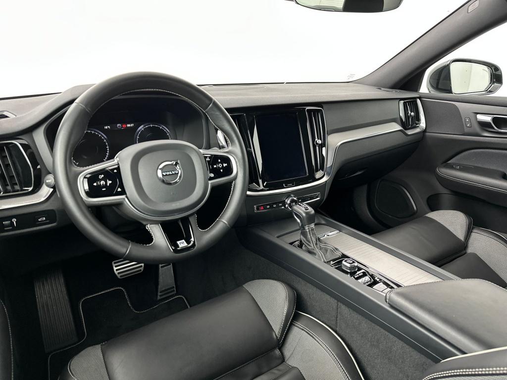 Volvo S60 t4 190pk r-design| 360camera| trekhaak| adap.cruise