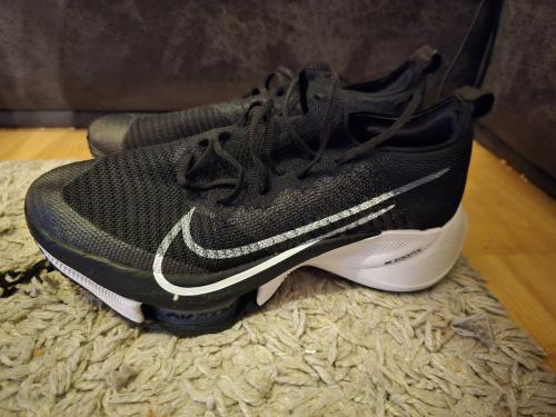 Nike air zoom tempo next