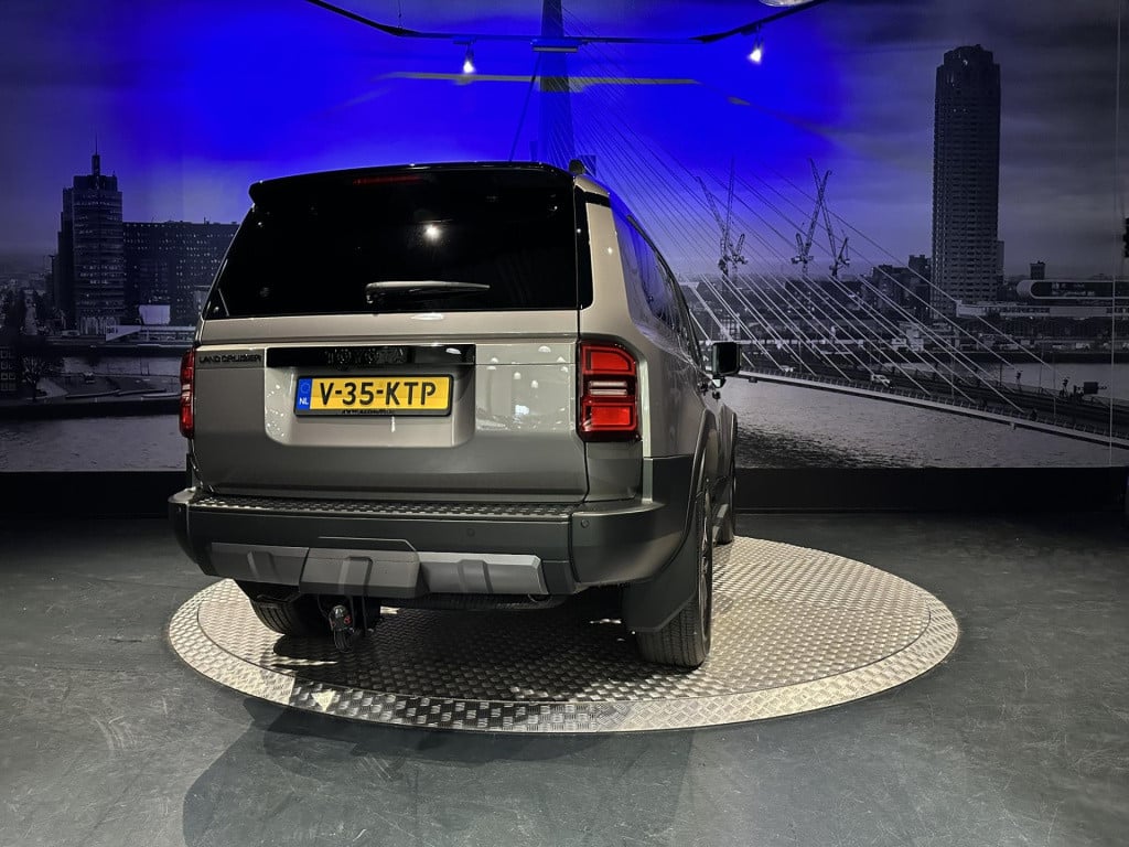 Toyota Land Cruiser 2.8 d-4d standard roof window van professional *origine