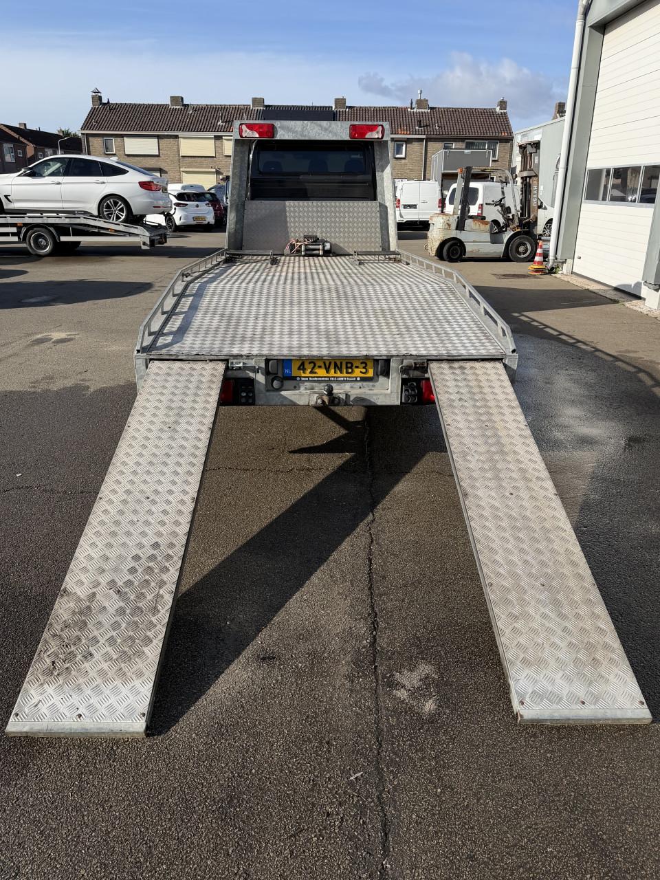 Volkswagen Crafter 2.5 TDI Oprijwagen AUTOMAAT NAP ! ! !