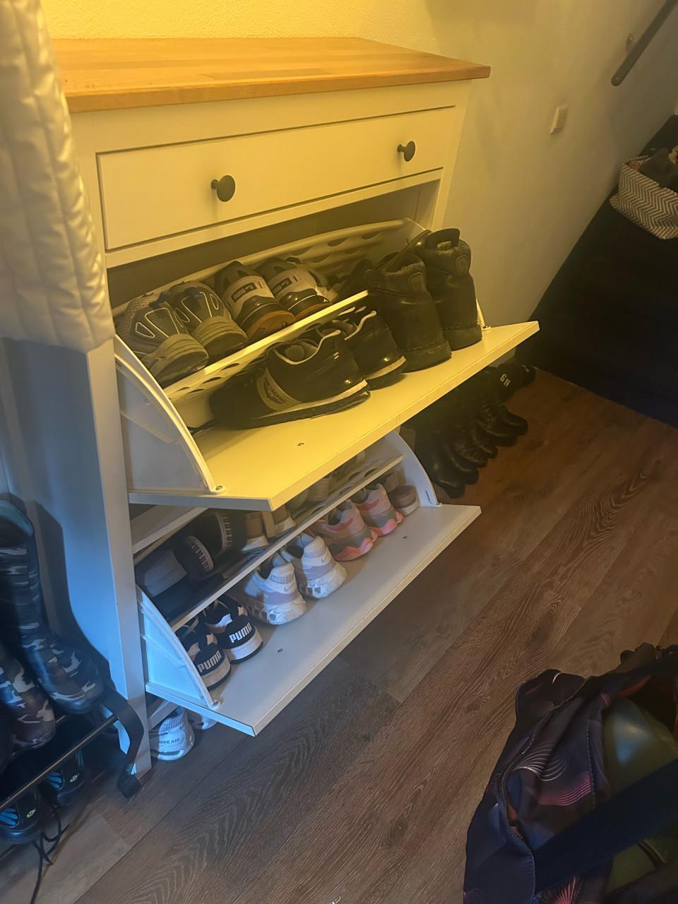 Schoenenkast ikea