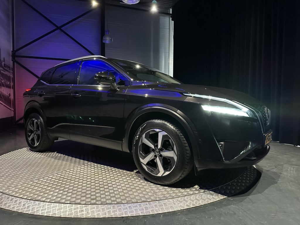 Nissan Qashqai 1.3 mhev xtronic premiere edition *pano*360camera*