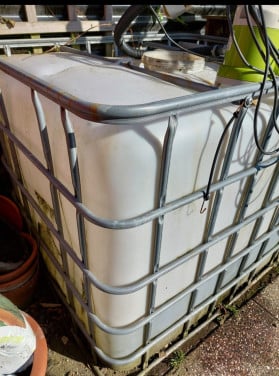 IBC watertank incl.pomp 10 mtr.tuinslang &mtr.draad