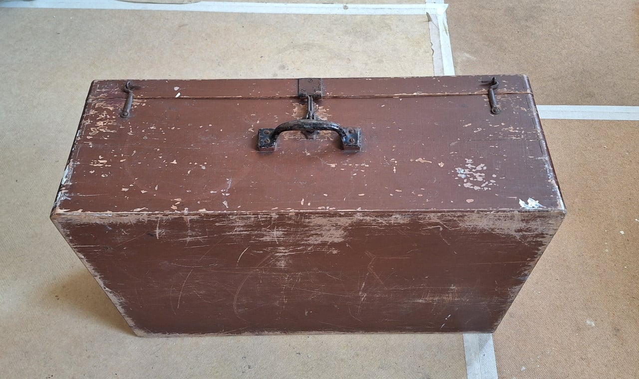 Houten oude verhuiskist