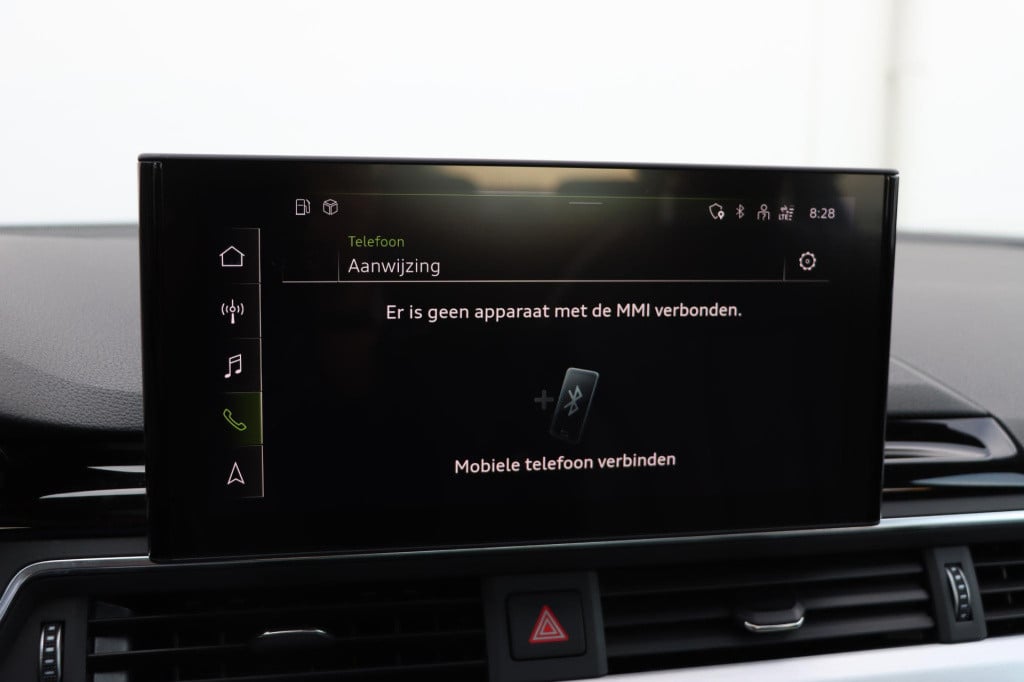 Audi A4 limousine 35 tfsi launch edition sport