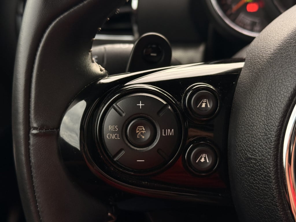 Mini Clubman mini 2.0 cooper s all4 chili serious business | leder | pano |