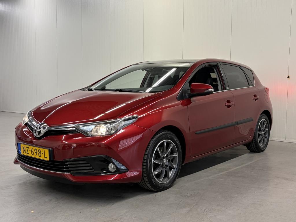 Toyota Auris 1.2t volcano edition