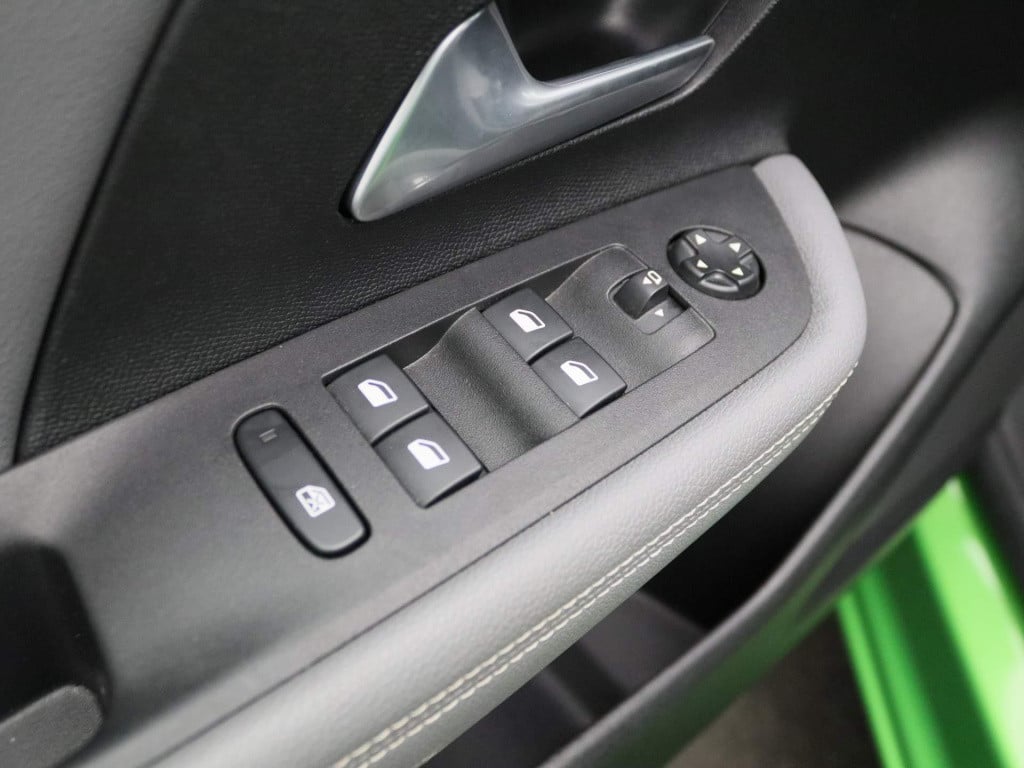 Opel Mokka-e elegance 50-kwh | navi | ecc | pdc | cam | lmv |