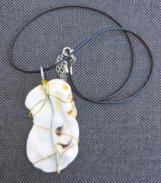 Hand gemaakte sieraad (Ketting)