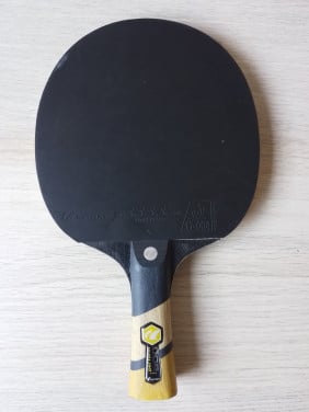 Cornilleau Perform 600 tafeltennisbadje