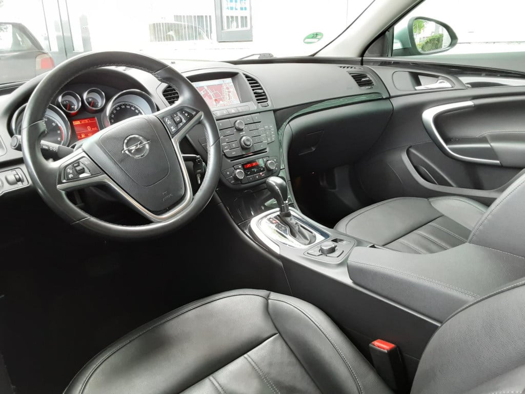 Opel Insignia sports tourer 2.0 t cosmo