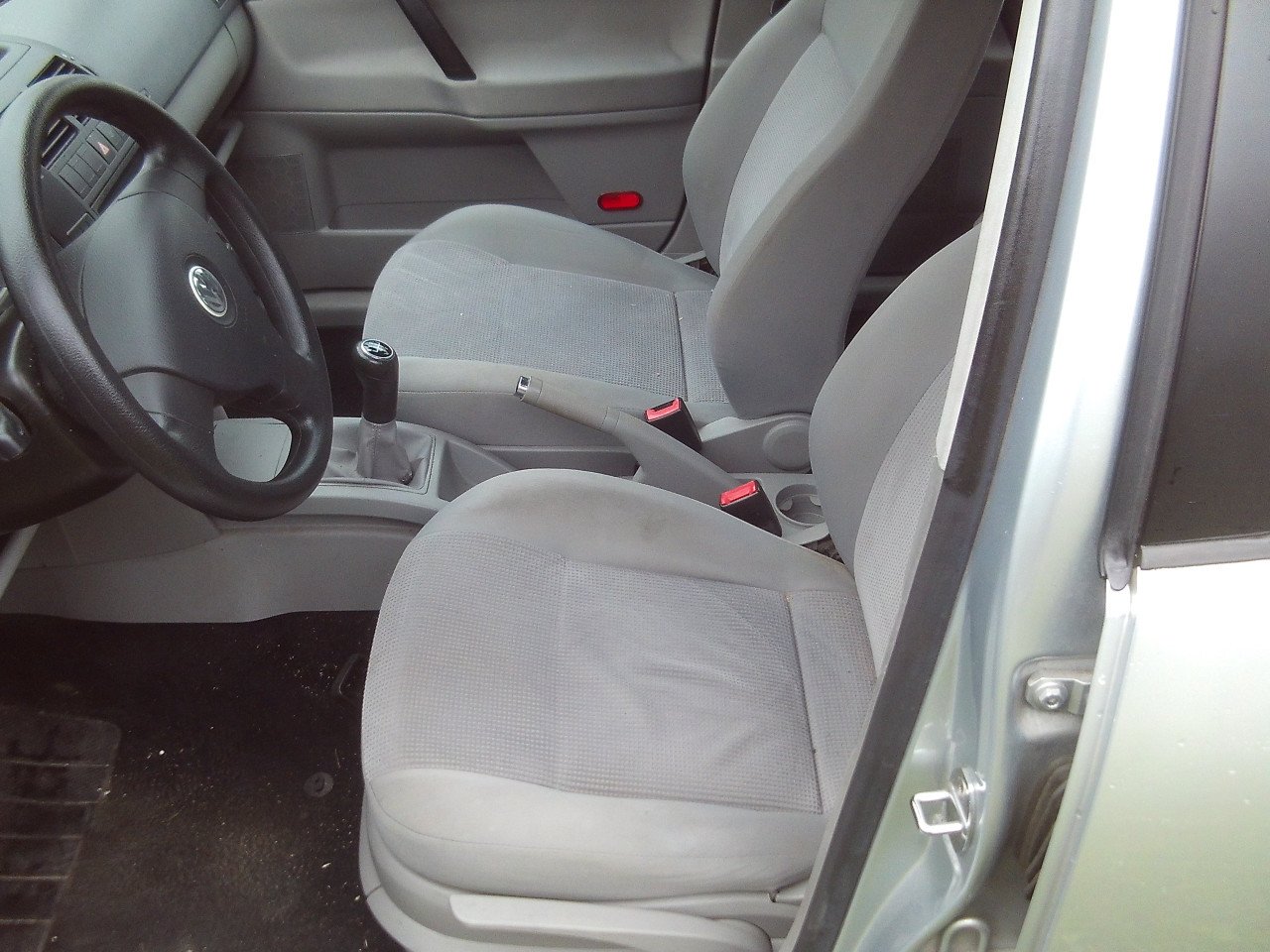 Volkswagen Polo 1,4 16v , 4 deurs, bouwjaar 2006, apk gekeurd