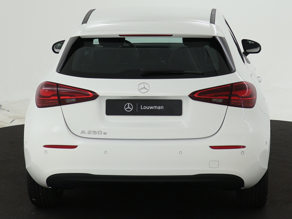 Mercedes-Benz A-Klasse 250 e star edition | dodehoekassistent | parkeerpakk