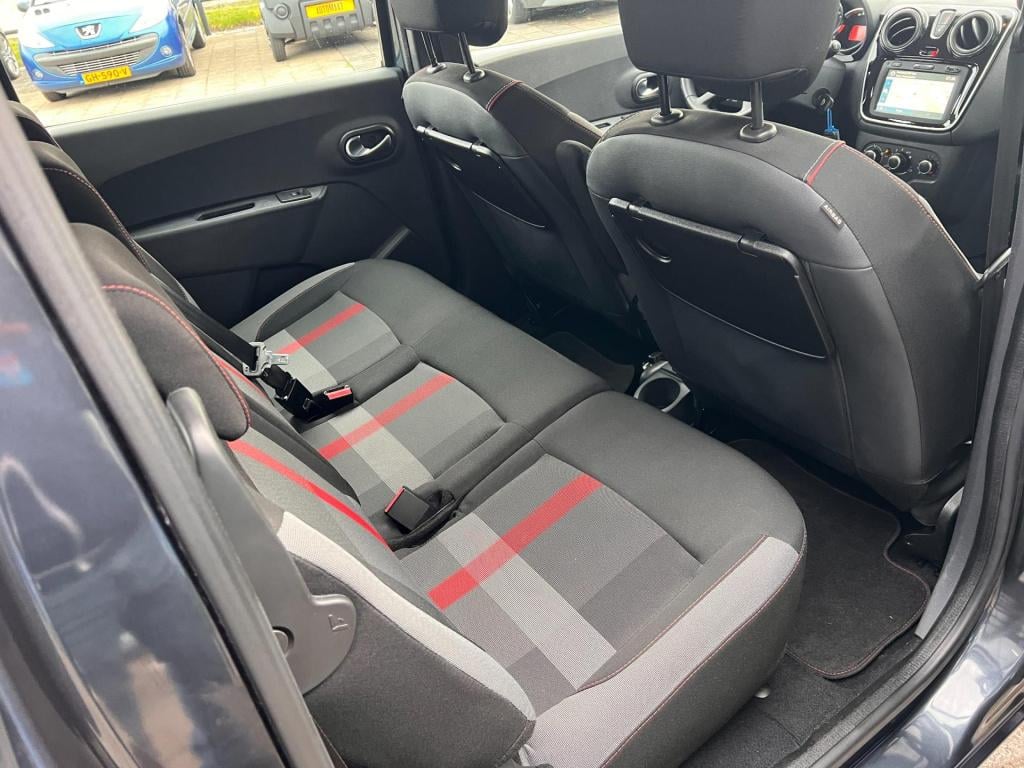 Dacia Lodgy 1.3 tce tech road 7p. navi, trekhaak enz..