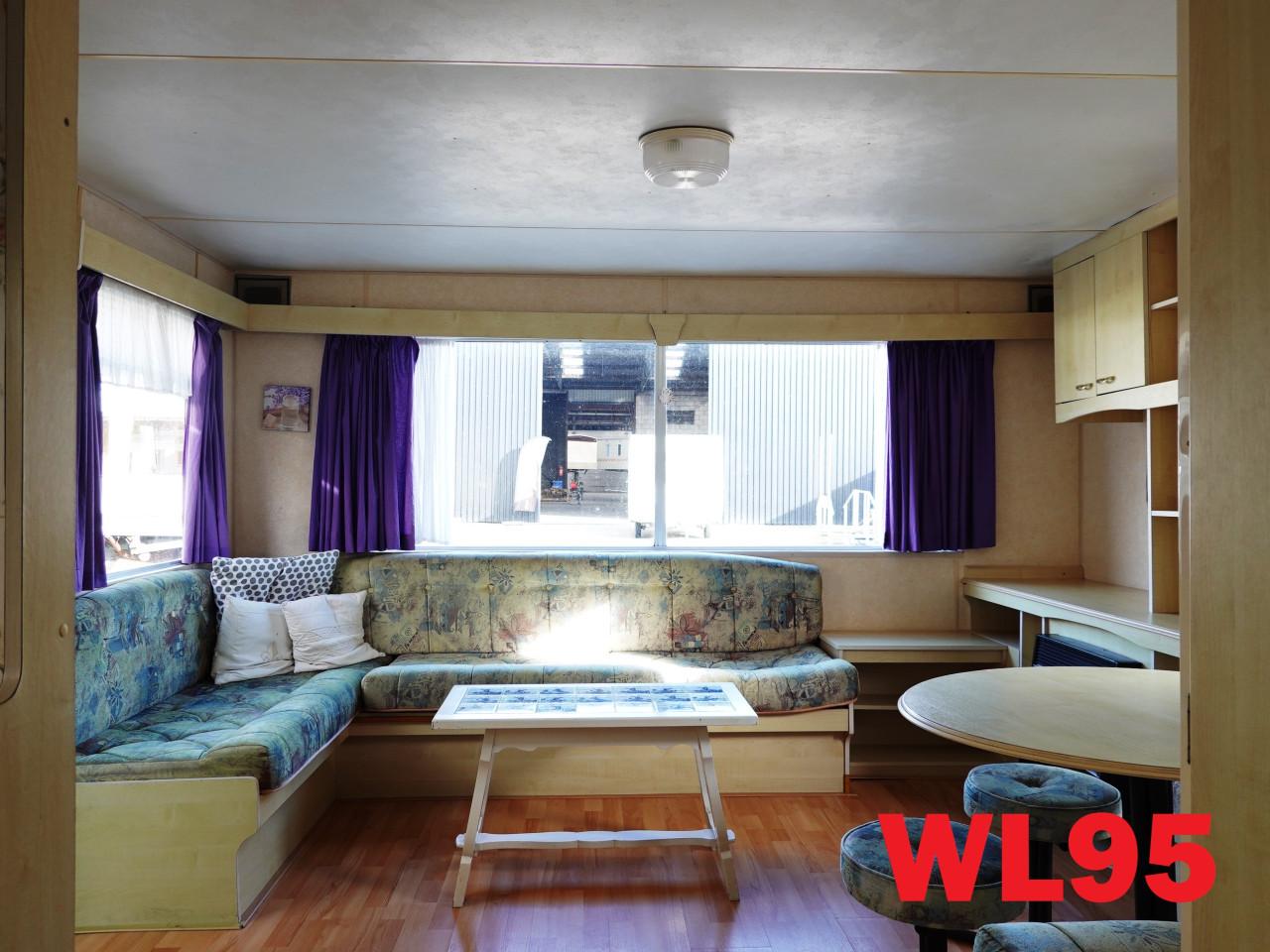 Betaalbare opknap stacaravan te koop voor 6 personen