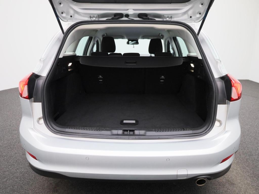 Ford Focus wagon 1.0 ecoboost hybrid connected | parkeer sensoren | navigat