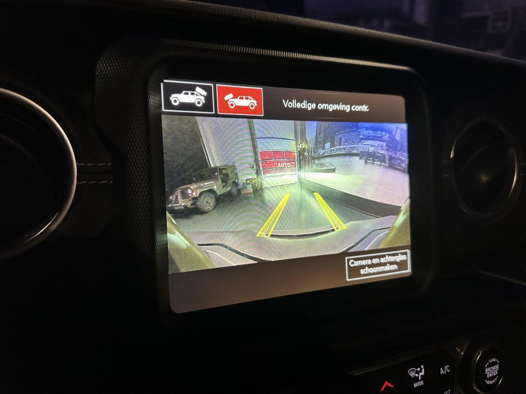 Jeep Wrangler unlimited 4xe 380 sahara *acc*camera*leer*sarge green clear c