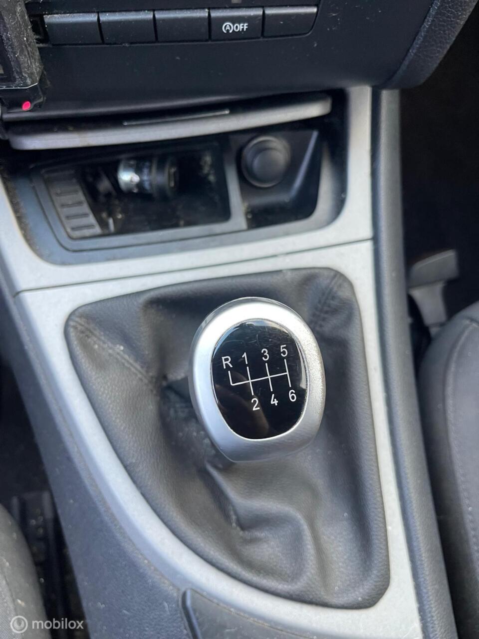 BMW 1 Serie 116i business line grote beurt gedaan !