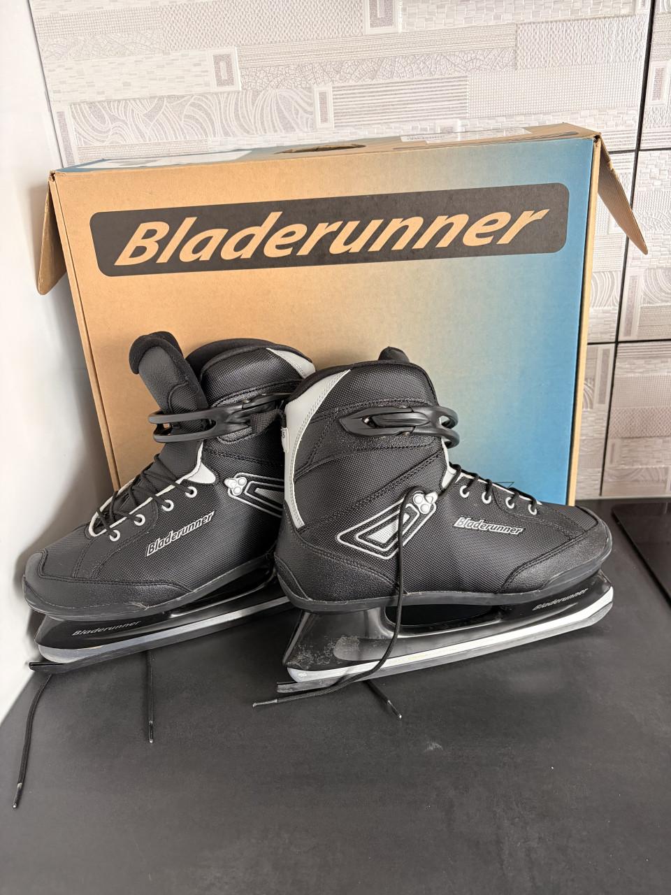Bladerunner schaatsen maat 44